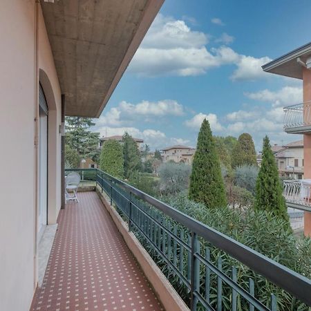 Aura Home Sirmione - 2 Bedrooms Apartment ภายนอก รูปภาพ