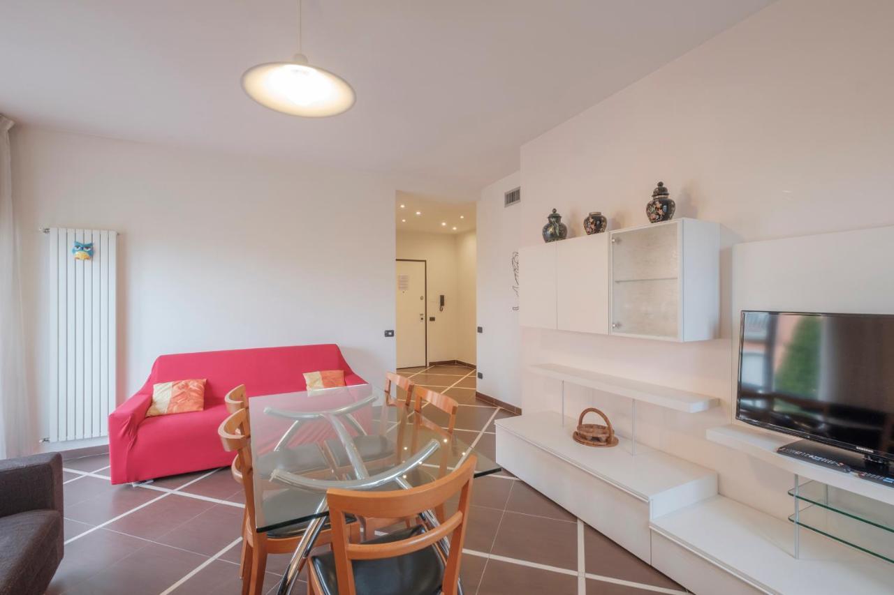 Aura Home Sirmione - 2 Bedrooms Apartment ภายนอก รูปภาพ